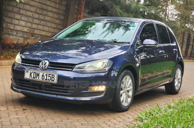 Volkswagen Golf 2016 Blue