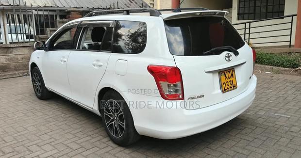 Toyota Corolla Fielder 1.5 Petrol FWD 2012 White