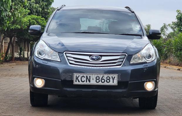 Subaru Outback 2010 Blue