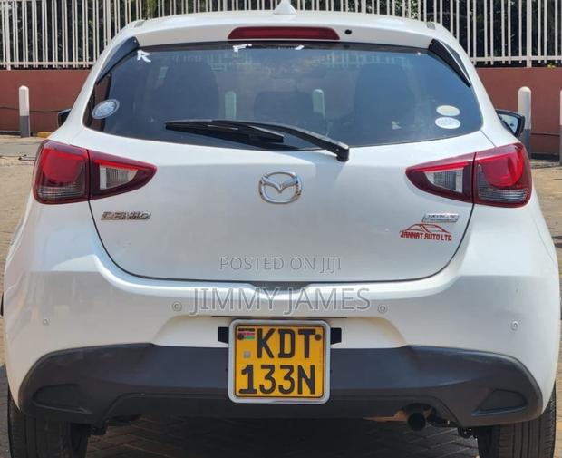 Mazda Demio 2018 White