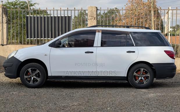 Nissan Advan 2014 White