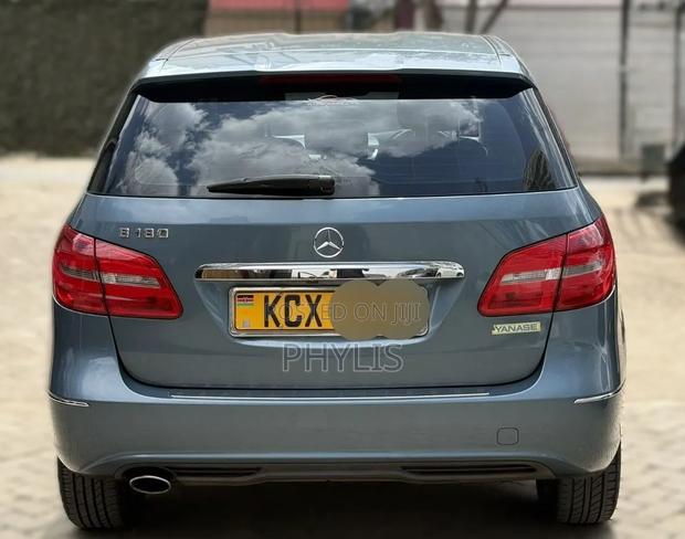 Mercedes-Benz B-Class 2012 Blue