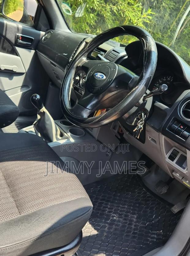 Ford Ranger 2010 Silver