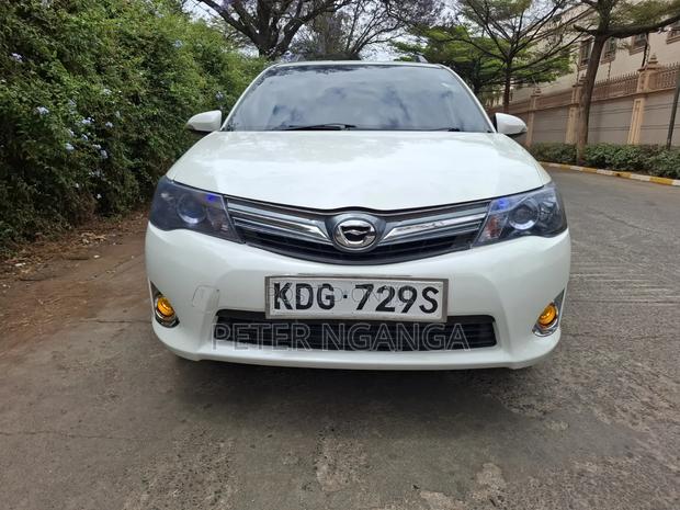 Toyota Corolla Fielder 1.5 Petrol FWD 2015 White