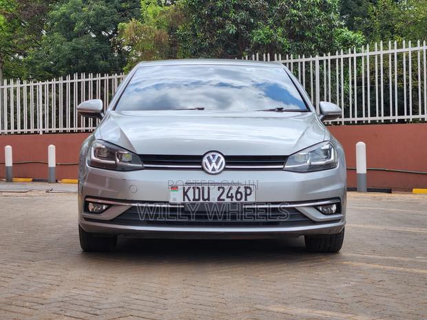 Volkswagen Golf 2018 Silver