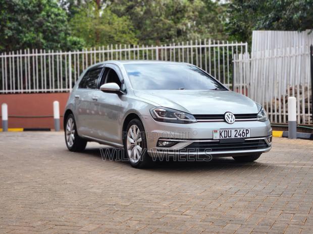 Volkswagen Golf 2018 Silver