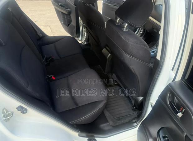 Subaru Impreza 2012 Off white