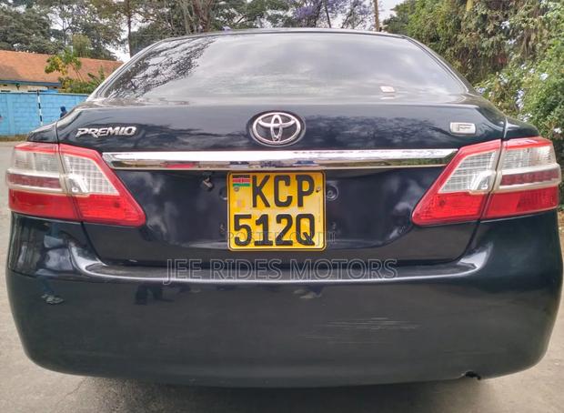 Toyota Premio 2011 Purple