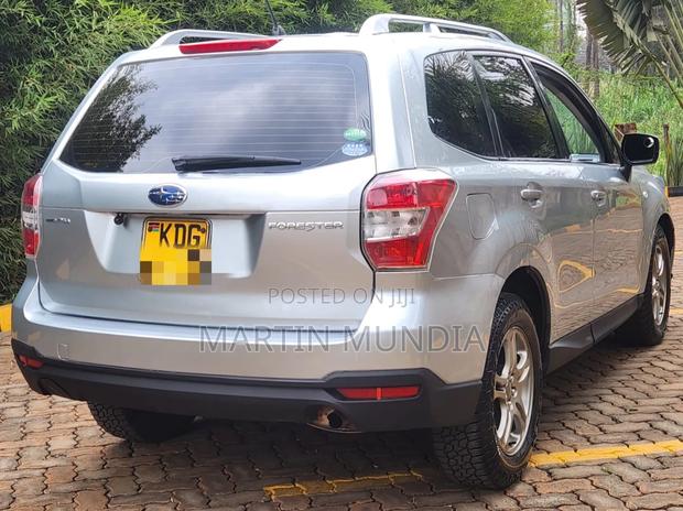 Subaru Forester 2.0XT Touring 4dr SUV AWD (2.0L 4cyl Turbo CVT) 2014 Silver