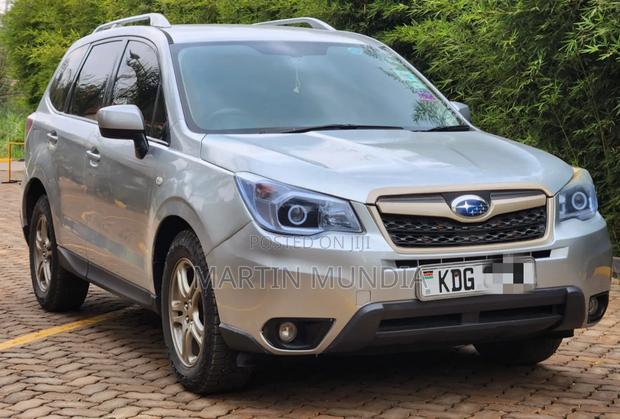 Subaru Forester 2.0XT Touring 4dr SUV AWD (2.0L 4cyl Turbo CVT) 2014 Silver