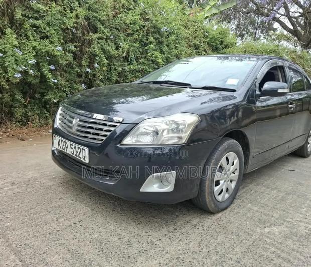 Toyota Premio 2011 Black