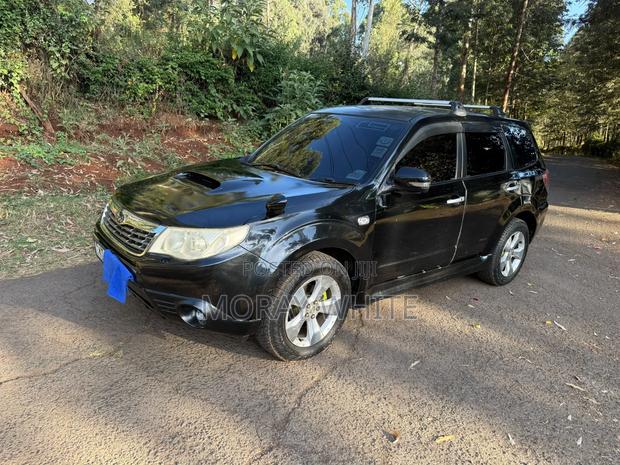 Subaru Forester 2.0D X 2010 Black