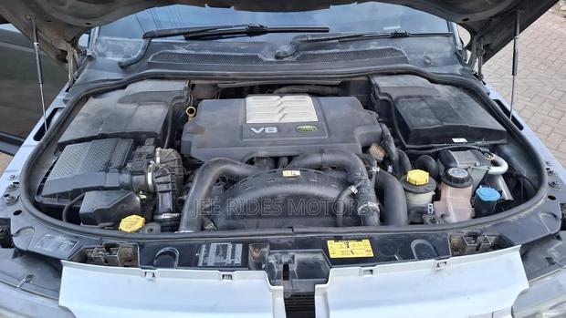 Land Rover Range Rover Sport 2010 Gray