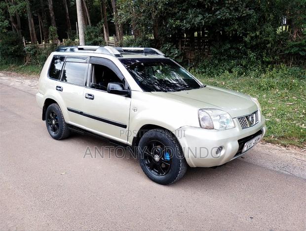 Nissan X-Trail 2006 Beige