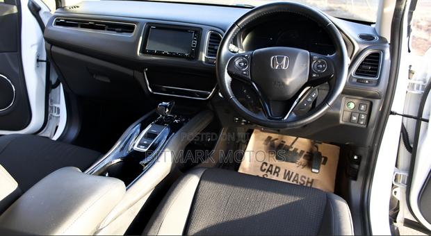Honda Vezel 1.5 Hybrid 2WD 2019 Pearl
