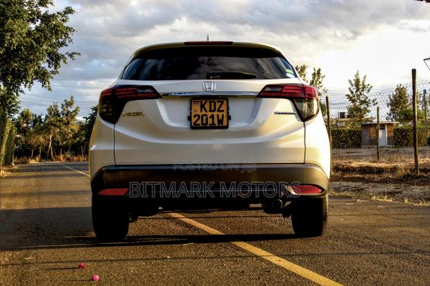 Honda Vezel 1.5 Hybrid 2WD 2019 Pearl