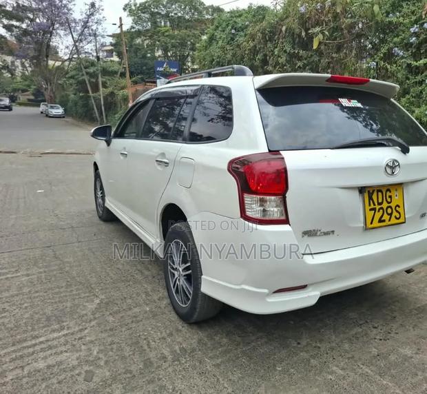 Toyota Corolla Fielder 2015 White