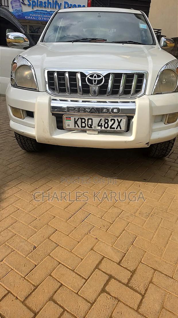 Toyota Land Cruiser Prado 2005 White