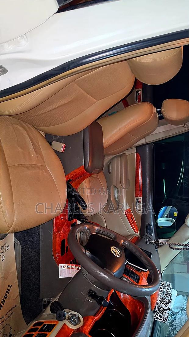 Toyota Land Cruiser Prado 2005 White