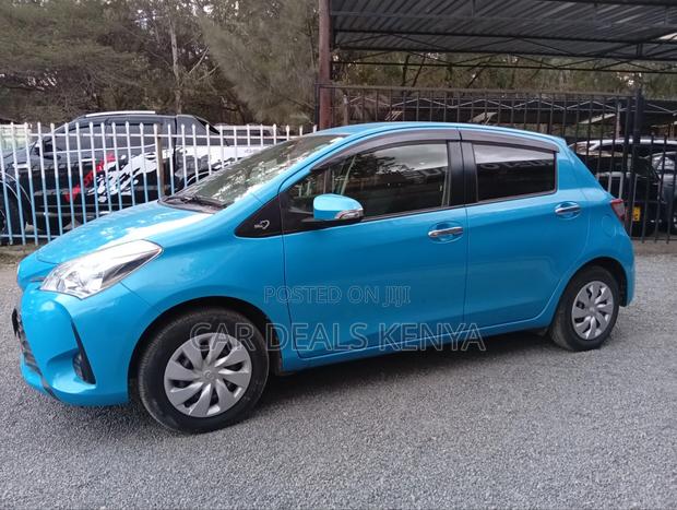 Toyota Vitz 1.0 FWD 5dr 2018 Blue