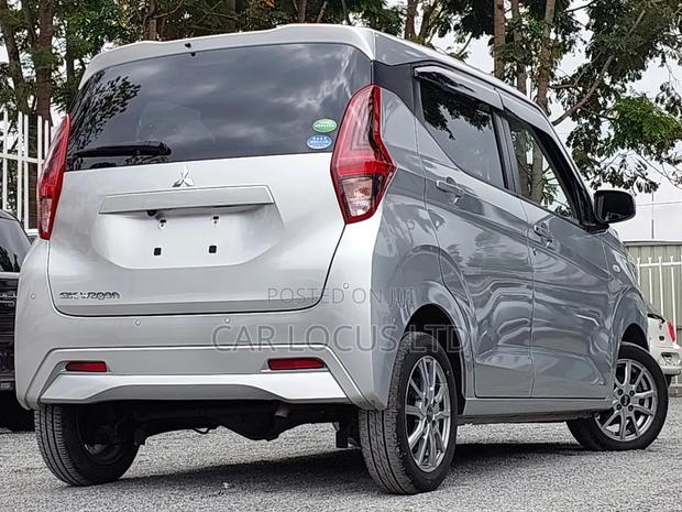 Mitsubishi EK Wagon 660 FWD 2019 Silver