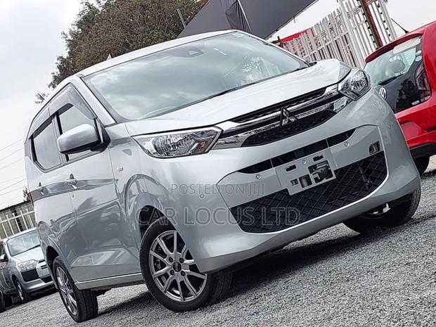 Mitsubishi EK Wagon 660 FWD 2019 Silver