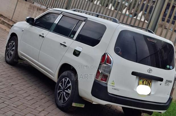 Toyota Succeed SV Premium 2016 White