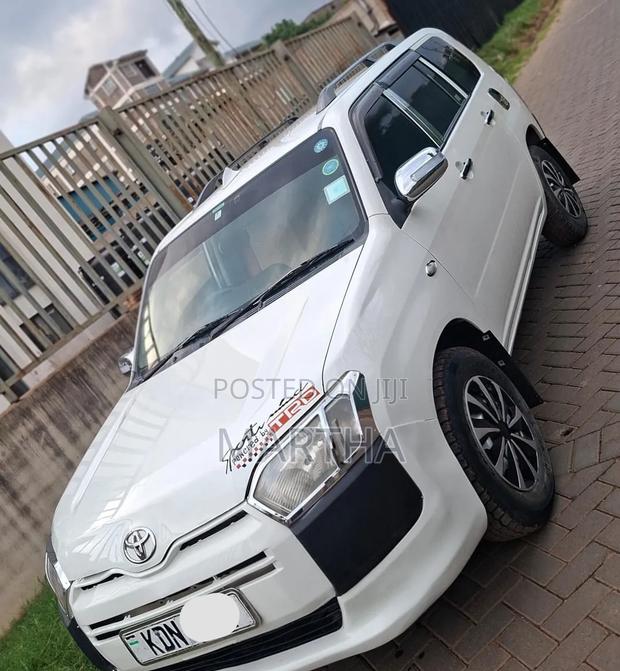 Toyota Succeed SV Premium 2016 White