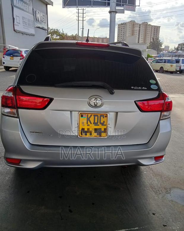 Toyota Corolla Fielder 2015 Silver