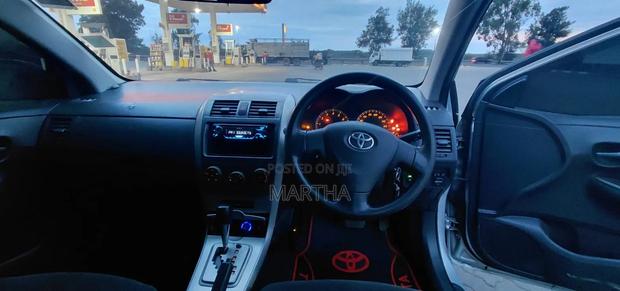 Toyota Corolla Fielder 2012 Silver