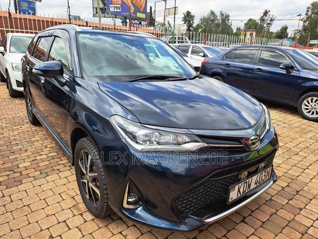 Toyota Corolla Fielder 2018 Black