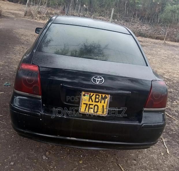 Toyota Avensis 2004 Matt Black