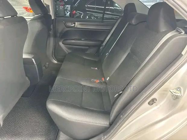 Toyota Axio 2020 Silver