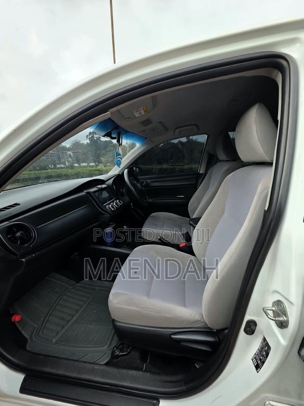 Toyota Axio 1.5 G 2WD 2015 White