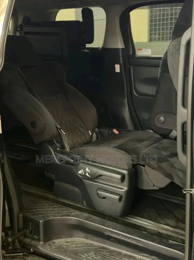 Toyota Alphard 2019 Matt Black