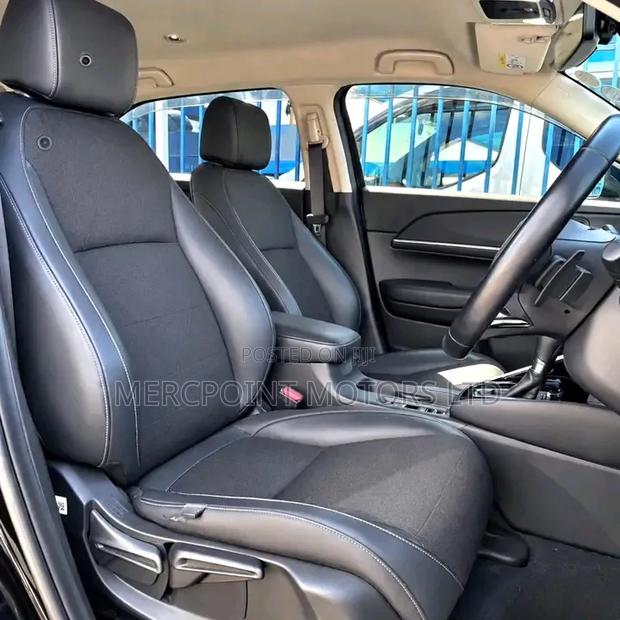 Honda Vezel 2021 Blue