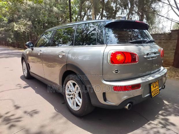 Mini Cooper 2017 Silver