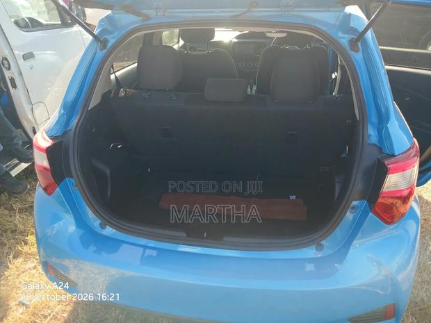 Toyota Vitz 2018 Blue