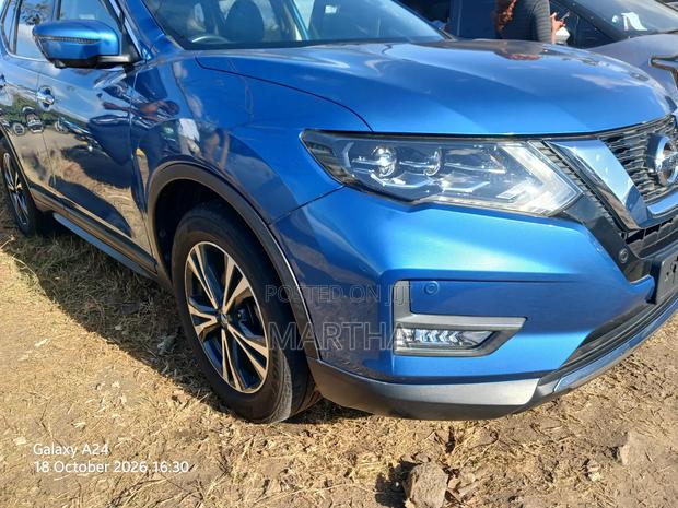 Nissan X-Trail 2.0 Petrol AWD 2019 Blue