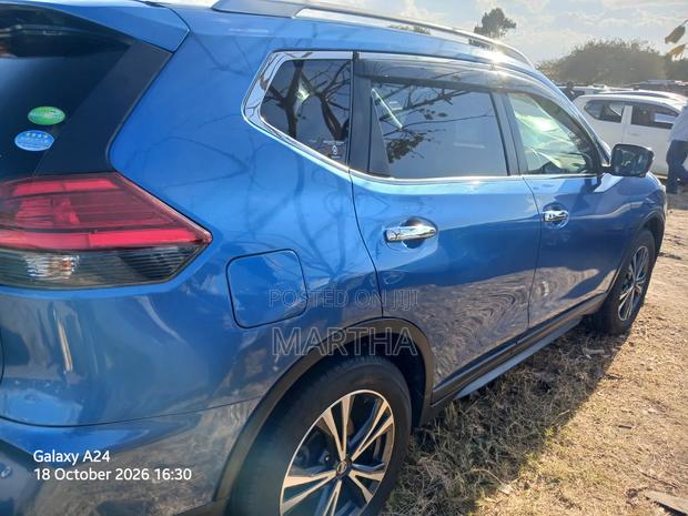 Nissan X-Trail 2.0 Petrol AWD 2019 Blue