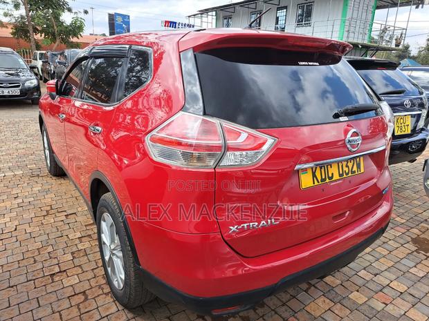 Nissan X-Trail 2014 Red