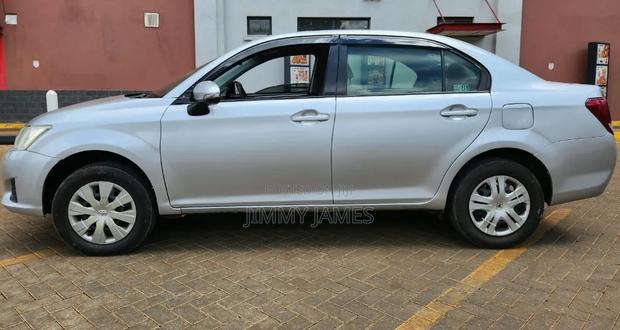 Toyota Axio 1.5 G 2WD 2015 Silver