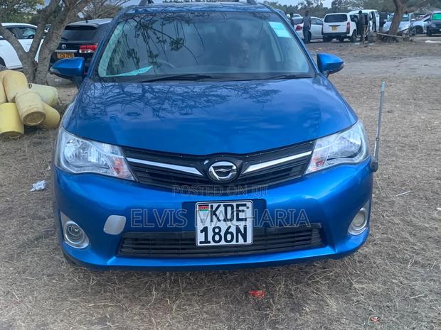 Toyota Corolla Fielder 1.5 Petrol FWD 2014 Blue