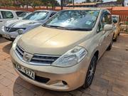 Nissan Tiida 2010 Gold for sale