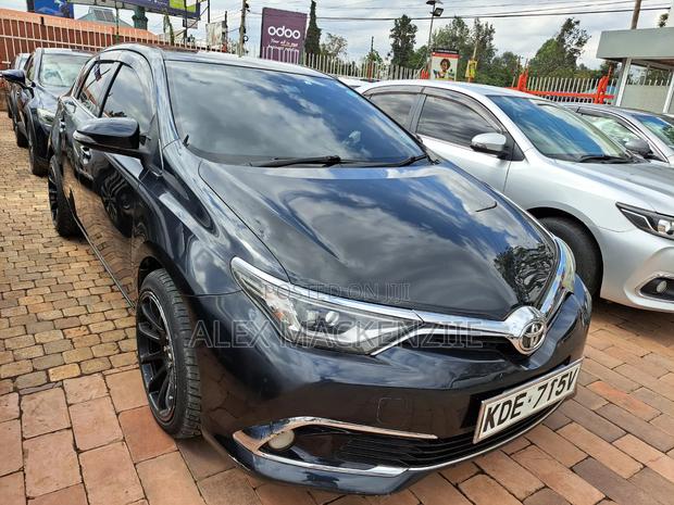 Toyota Auris 2016 Black