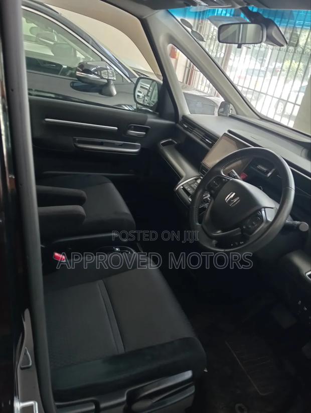 Honda Stepwgn 2019 Black
