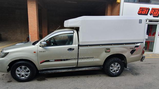 Toyota Hilux 2014 Silver
