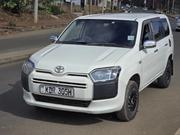 Toyota Succeed 2018 White for sale