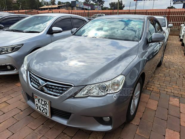Toyota Mark X 2012 Gray
