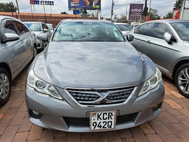 Toyota Mark X 2012 Gray